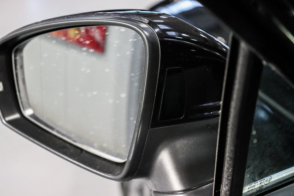 VW Tiguan 1,4 eHybrid R-line DSG 5d