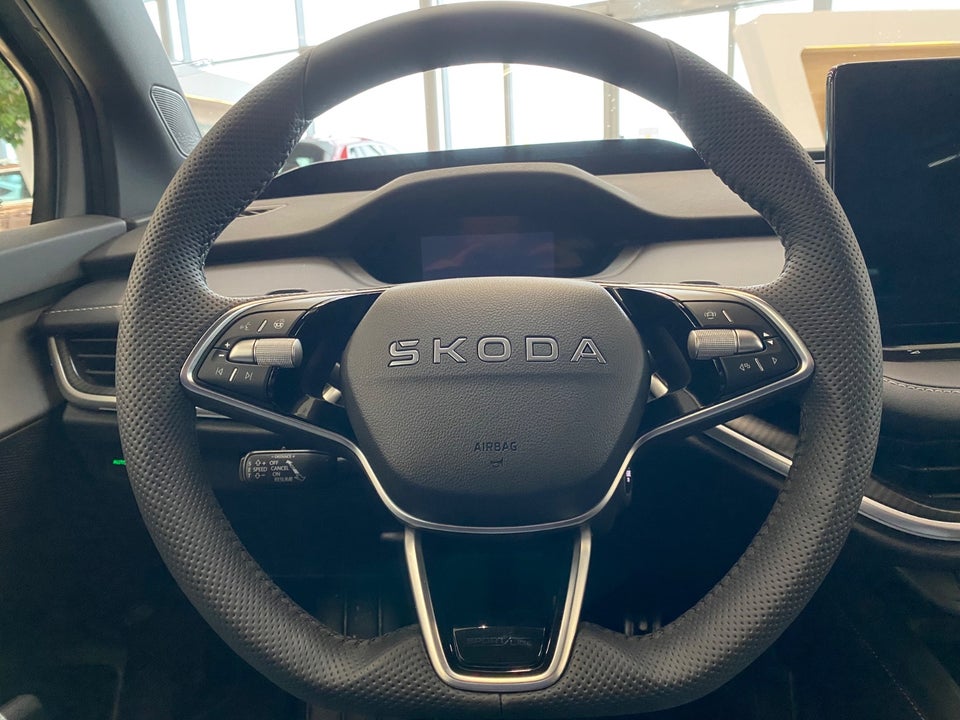Skoda Enyaq 85 iV Sportline Advanced 5d