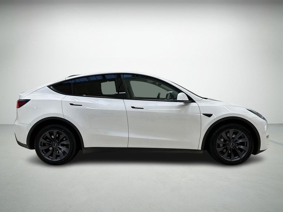 Tesla Model Y Long Range AWD 5d
