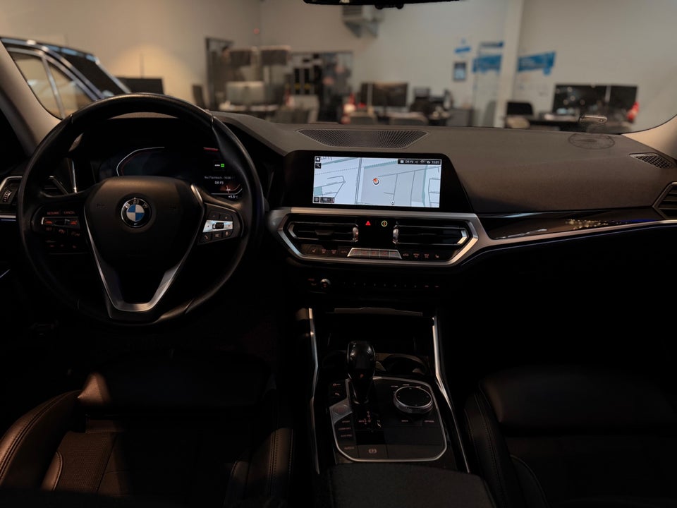 BMW 320d 2,0 Touring Sport Line aut. 5d