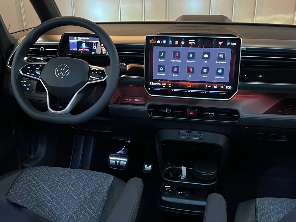 VW ID.Buzz 86 7prs LWB 5d