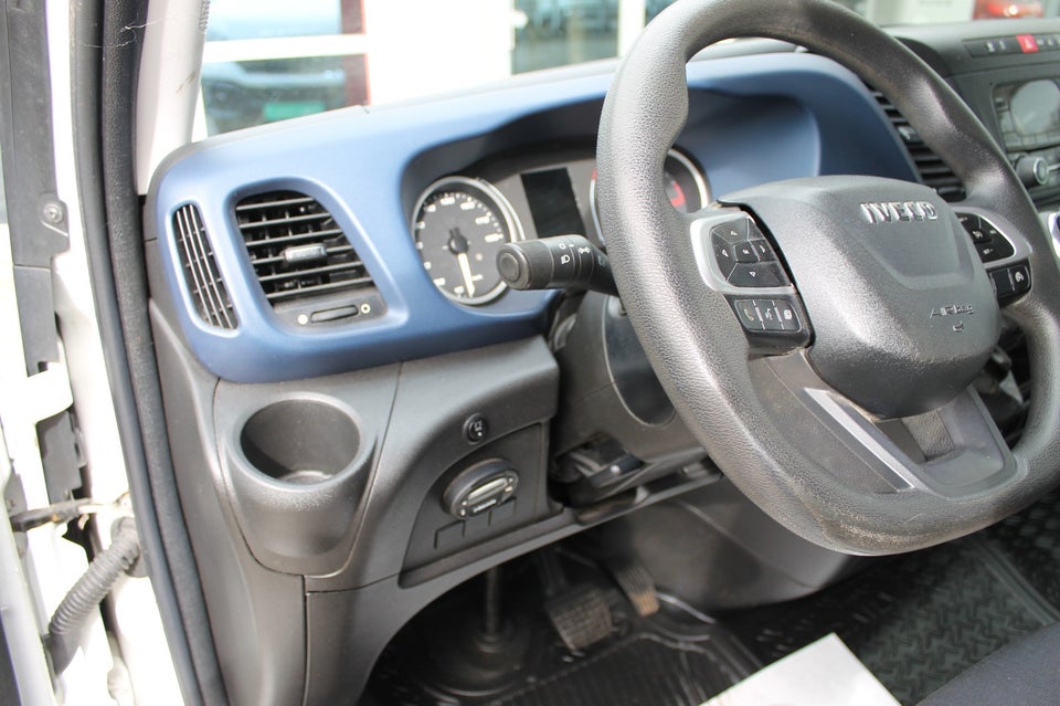 Iveco Daily 2,3 35S14 12m³ Van AG8