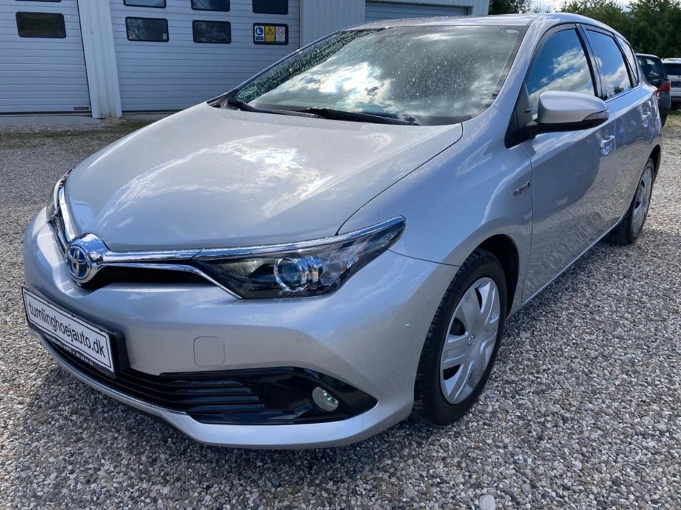 Toyota Auris 1,8 Hybrid H2 Comfort CVT 5d