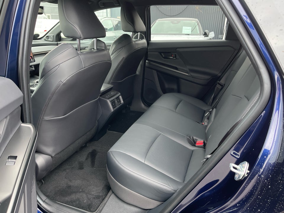 Toyota bZ4X 73 Executive 5d