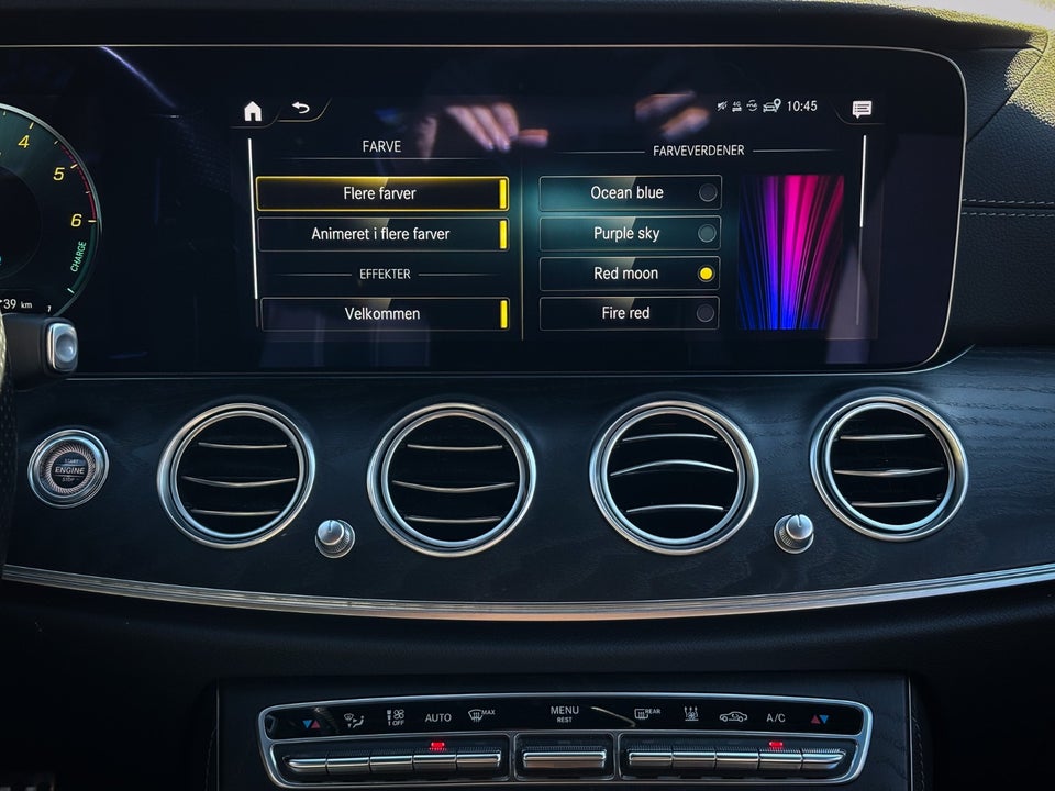 Mercedes E300 de 2,0 AMG Line stc. aut. 4Matic 5d