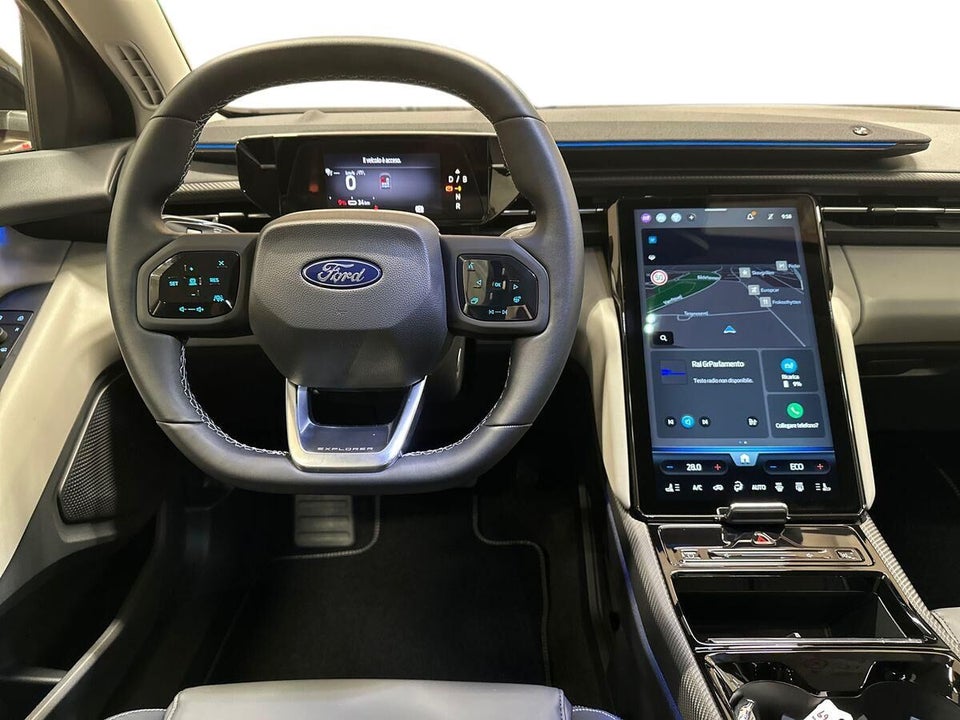 Ford Explorer 82 Premium Extended Range 5d