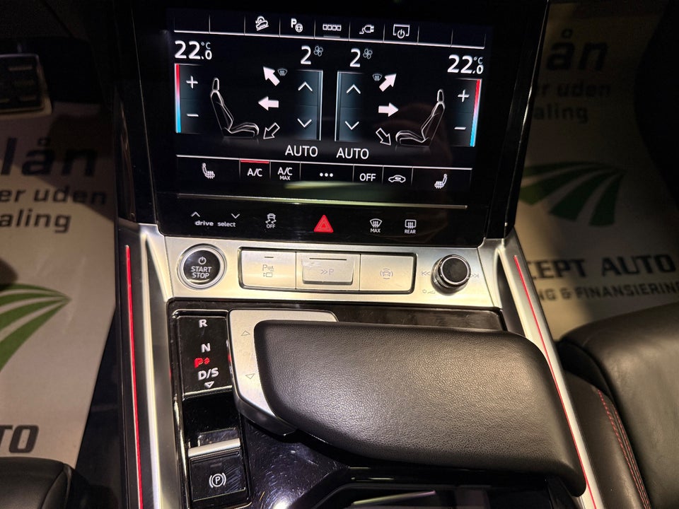 Audi Q8 e-tron 55 S-line Black Edition Sportback quattro 5d