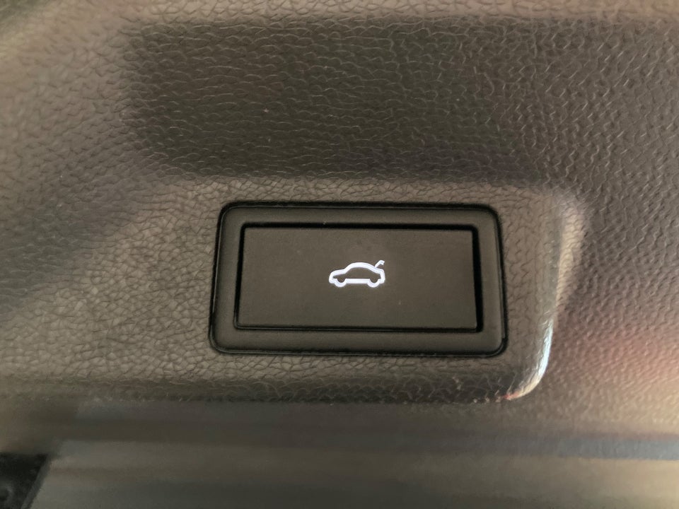 VW ID.Buzz 77 Pro SWB 5d