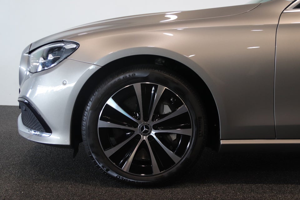 Mercedes E300 de 2,0 Advantage stc. aut. 5d