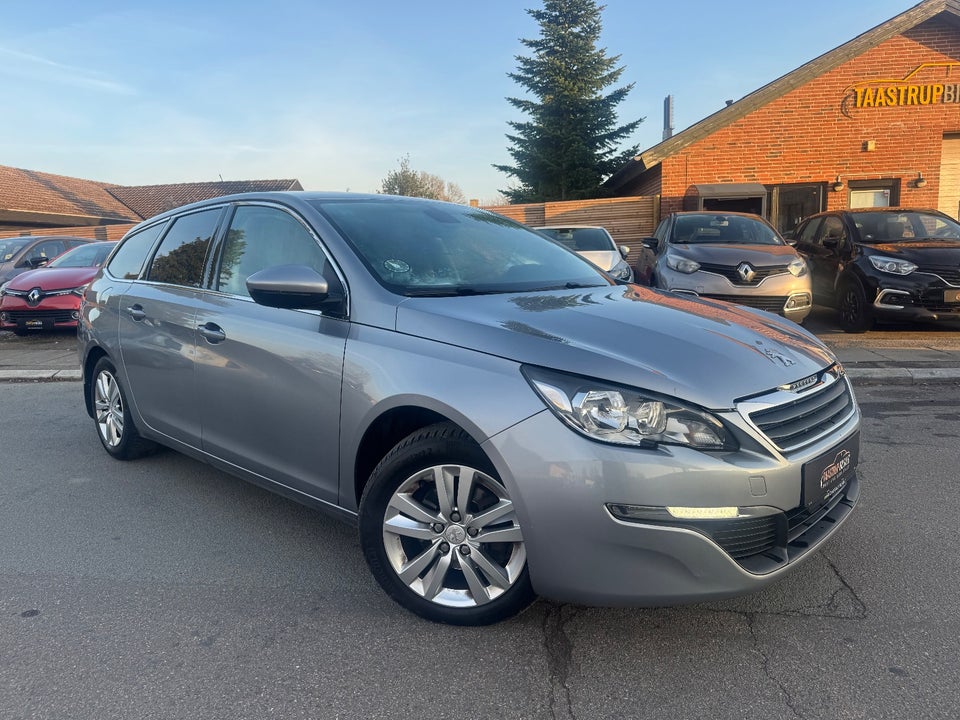 Peugeot 308 1,2 e-THP 130 Active EAT6 5d