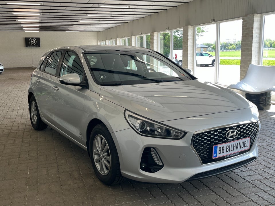 Hyundai i30 1,0 T-GDi Life+ 5d