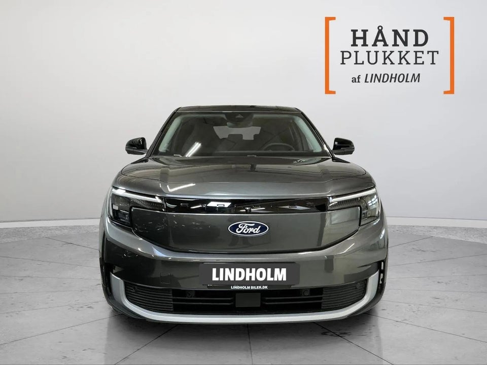 Ford Explorer 77 Premium Extended Range 5d