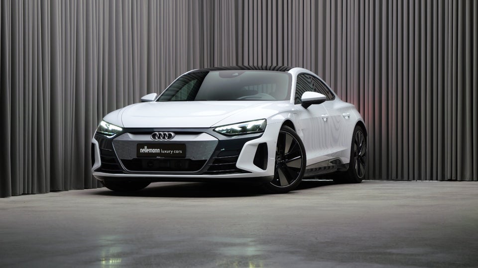 Audi e-tron GT quattro 4d