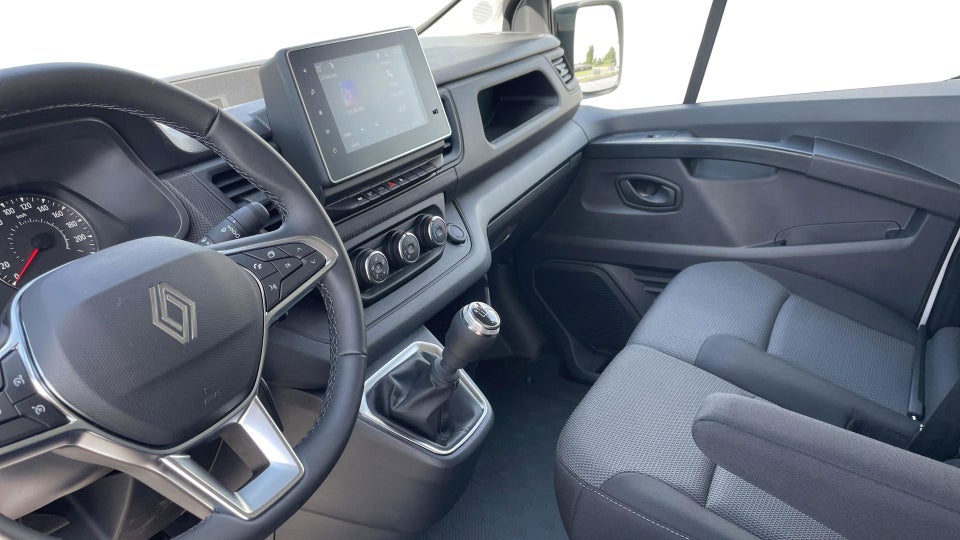 Renault Trafic 2,0 dCi 130 L2H1 Tekno