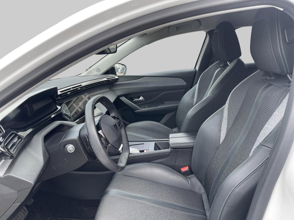 Peugeot 308 1,6 Hybrid First Selection SW EAT8 5d