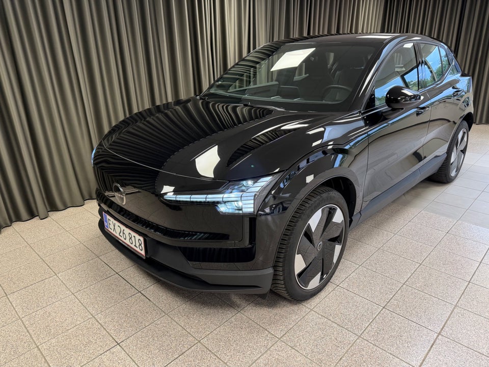 Volvo EX30 Extended Range Plus 5d