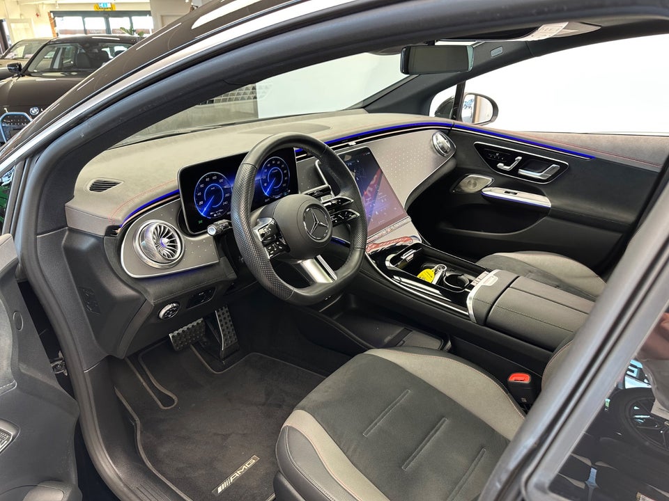 Mercedes EQE300 AMG Line 4d