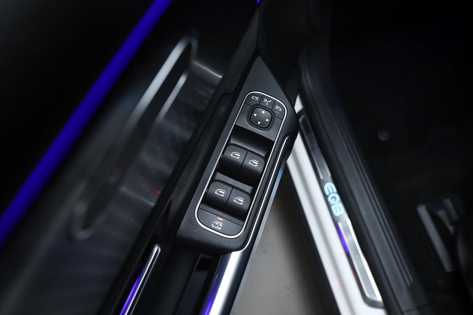 Mercedes EQB250+ AMG Advance 5d