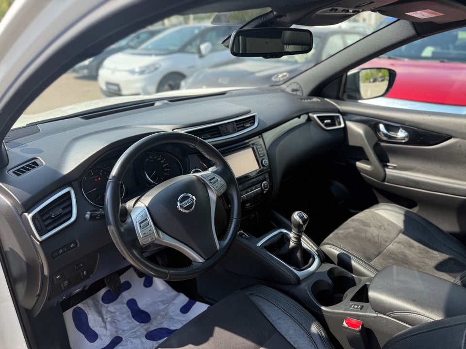 Nissan Qashqai 1,2 Dig-T 115 Tekna 5d