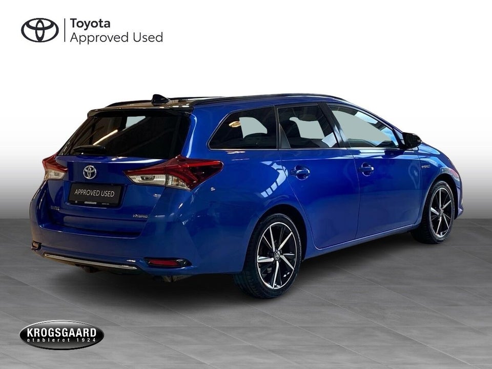 Toyota Auris 1,8 Hybrid H2 Selected Touring Sports CVT 5d
