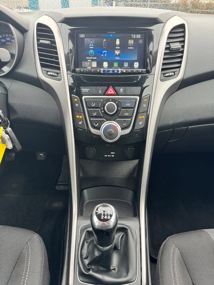 Hyundai i30 1,6 CRDi 110 Comfort Go! CW 5d