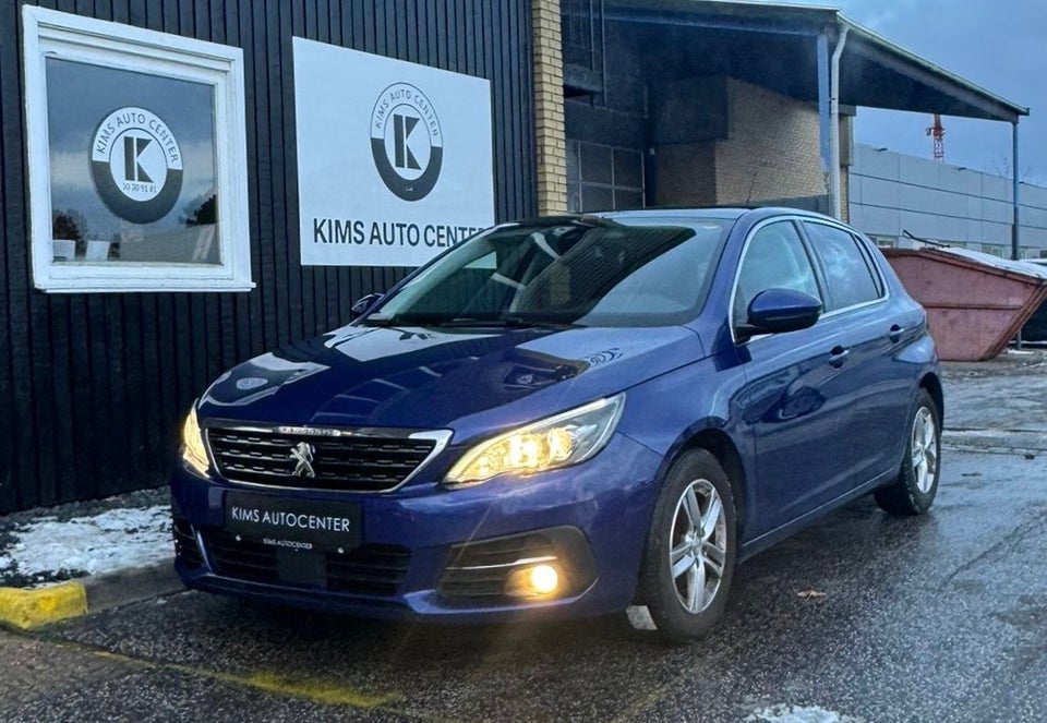 Peugeot 308 1,2 e-THP 130 Allure Sky 5d