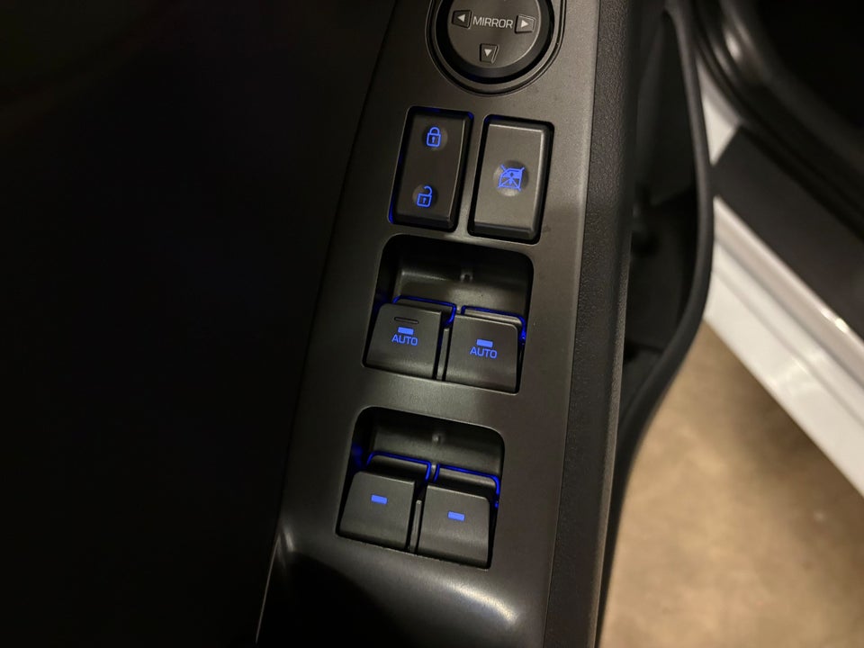 Hyundai Ioniq 1,6 PHEV Trend DCT 5d