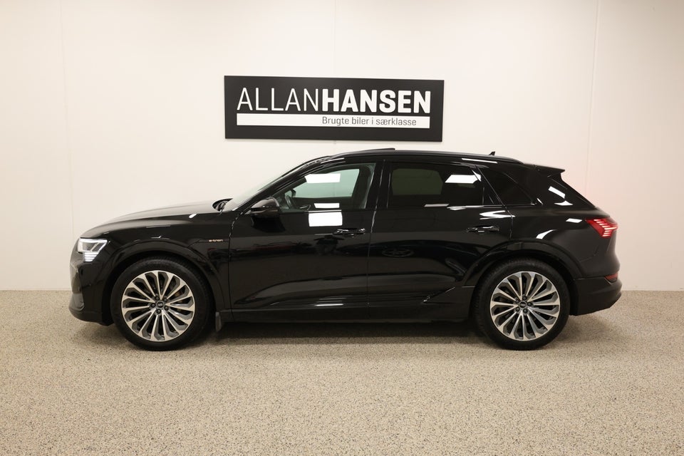 Audi e-tron 55 S-line quattro 5d