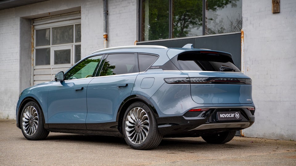 Voyah Free Platinum 5d