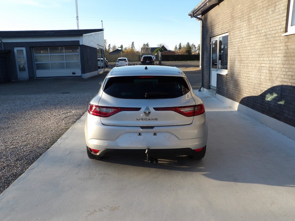 Renault Megane IV 1,2 TCe 130 Bose Edition 5d