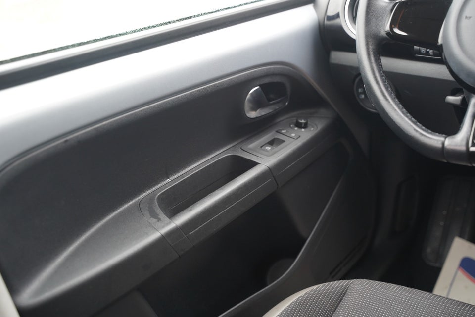 VW Up! 1,0 75 High Up! BMT 5d