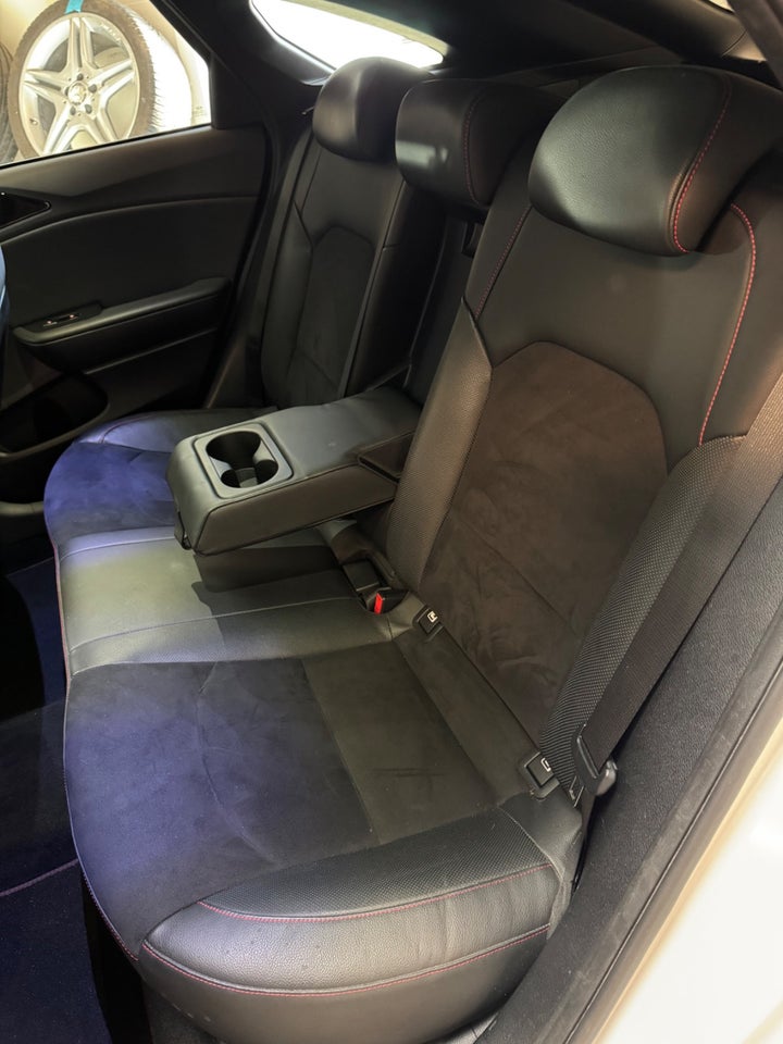 Kia ProCeed 1,6 T-GDi GT DCT 5d