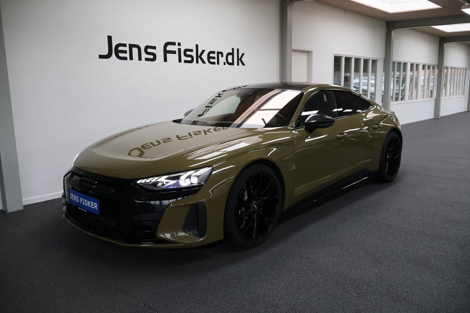 Audi RS e-tron GT quattro 4d