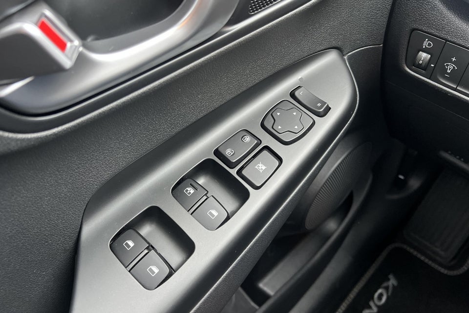 Hyundai Kona 39 EV Select 5d