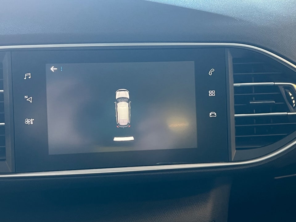 Peugeot 308 1,5 BlueHDi 130 Selection Sky SW 5d