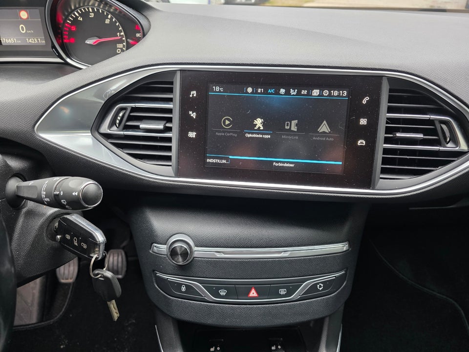 Peugeot 308 1,6 BlueHDi 120 Active 5d