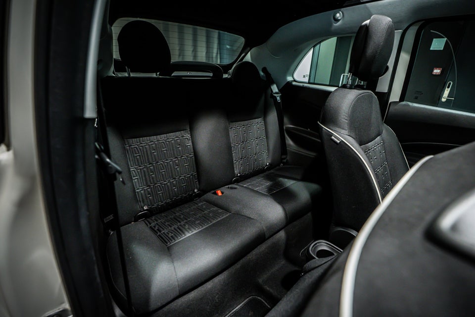 Fiat 500e 42 Icon Cabrio 2d
