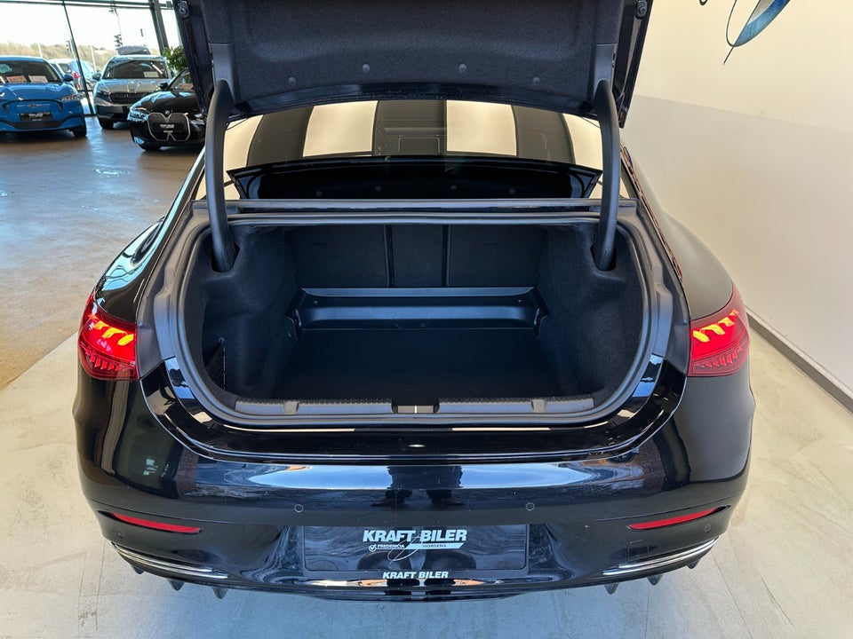 Mercedes EQE350 AMG Line 4d