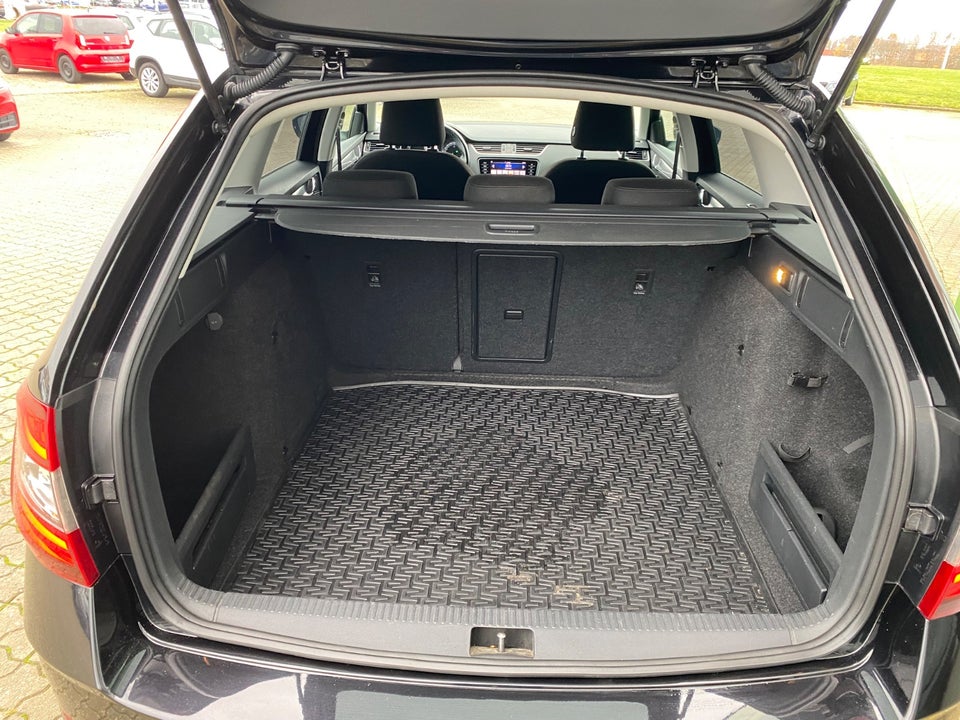 Skoda Octavia 2,0 TSi 190 Business Line Combi DSG 5d