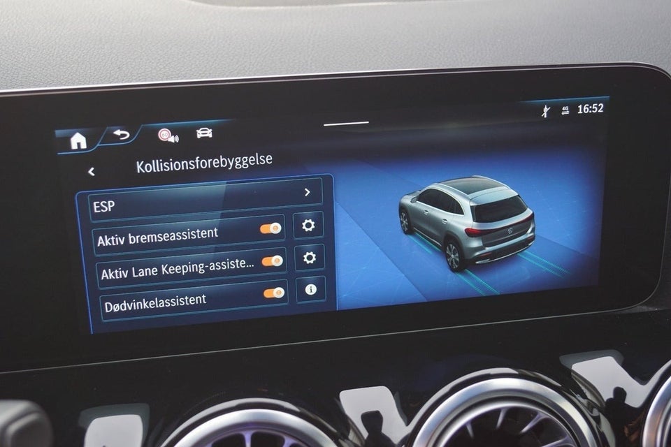 Mercedes EQA300 Progressive 4Matic 5d