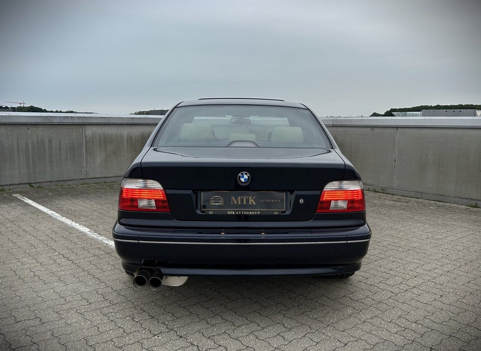 BMW 540i 4,4 aut. 4d