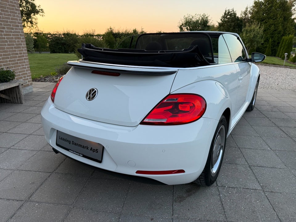 VW The Beetle 1,2 TSi 105 Design Cabriolet 2d