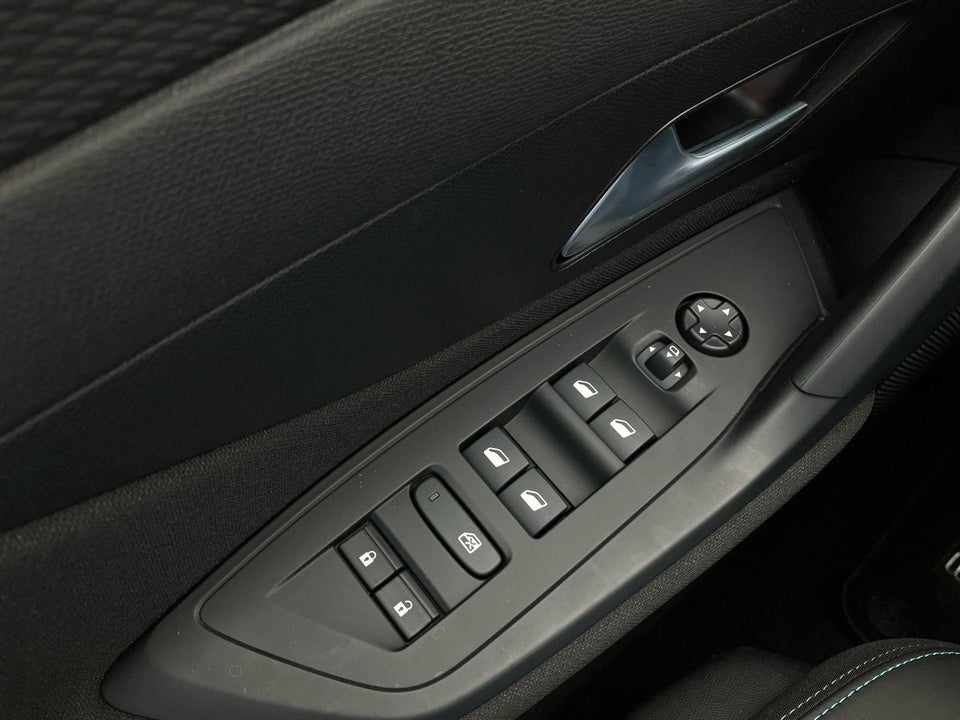 Peugeot e-308 54 Style SW 5d