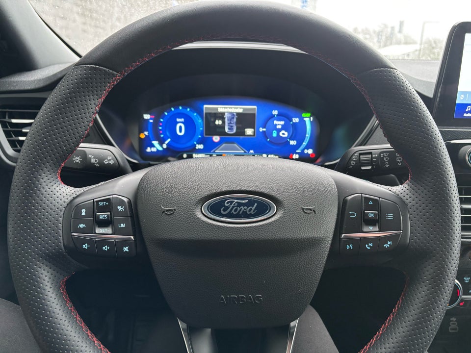 Ford Kuga 2,5 PHEV ST-Line X CVT 5d