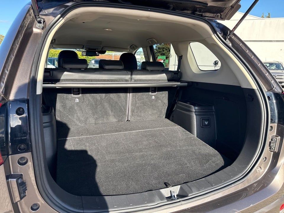 Mitsubishi Outlander 2,4 PHEV Intense CVT 4WD 5d