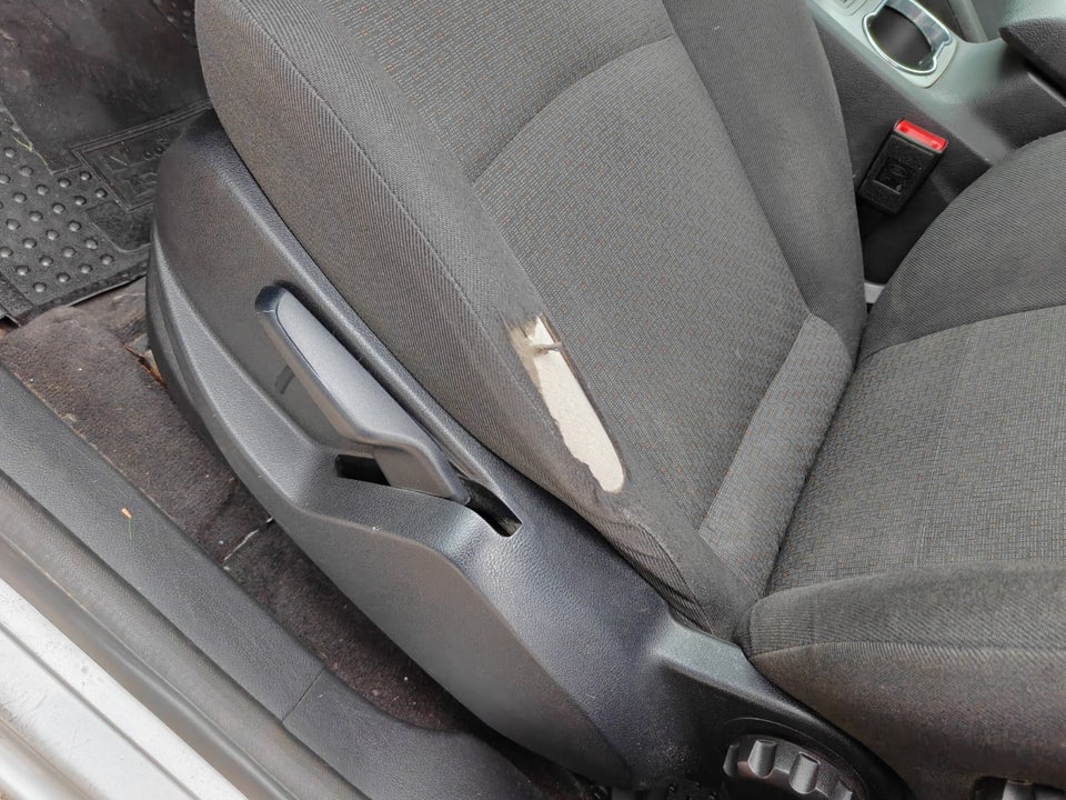 Ford S-MAX 2,0 Ambiente 7prs 5d