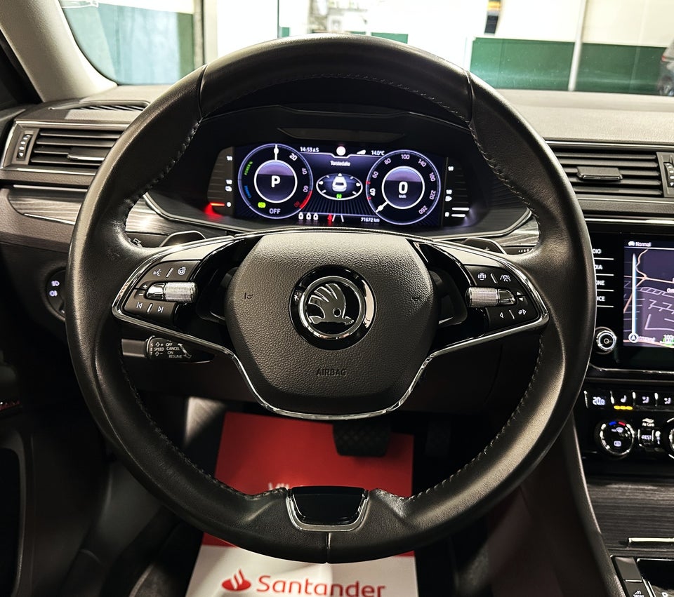 Skoda Superb 1,4 TSi iV Business Executive Combi DSG 5d