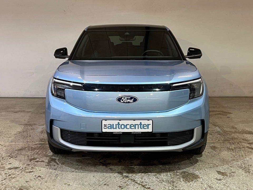 Ford Explorer 82 Premium Extended Range 5d