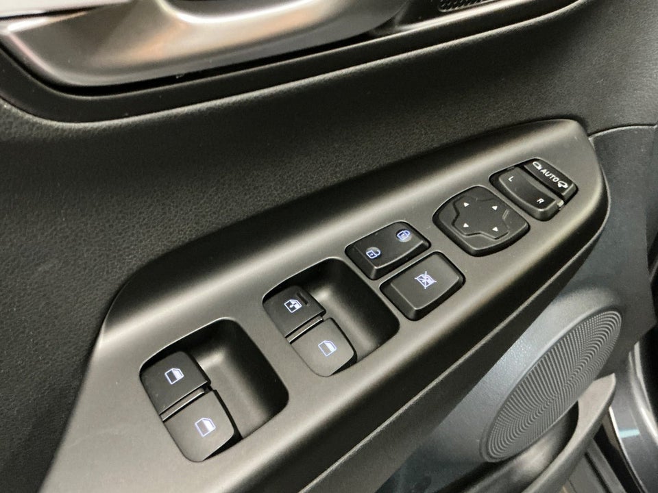 Hyundai Kona 39 EV Essential 5d