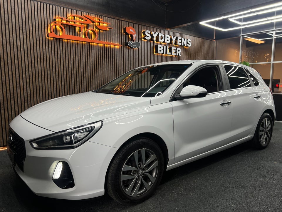 Hyundai i30 1,0 T-GDi Premium 5d